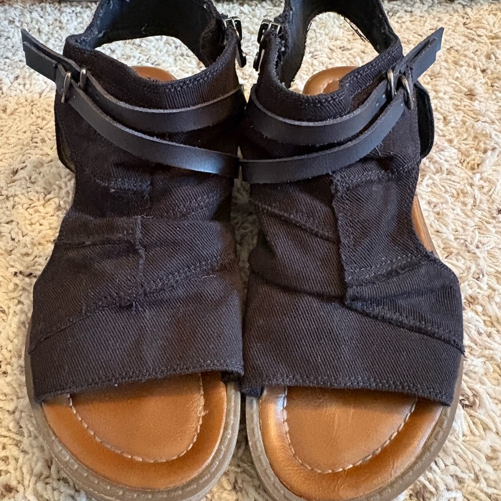 Blowfish Black Sandals with Tan Soles